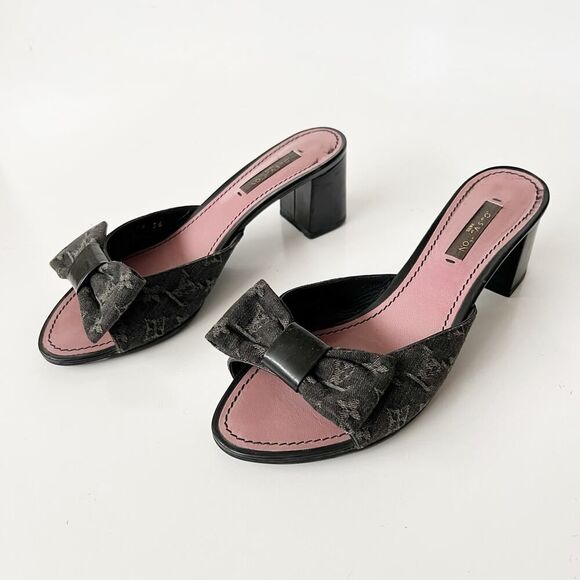 Louis Vuitton Shoes - Vintage Y2K Louis Vuitton Monogram Logo Print Block Heel Mules Bow Slides Size 6